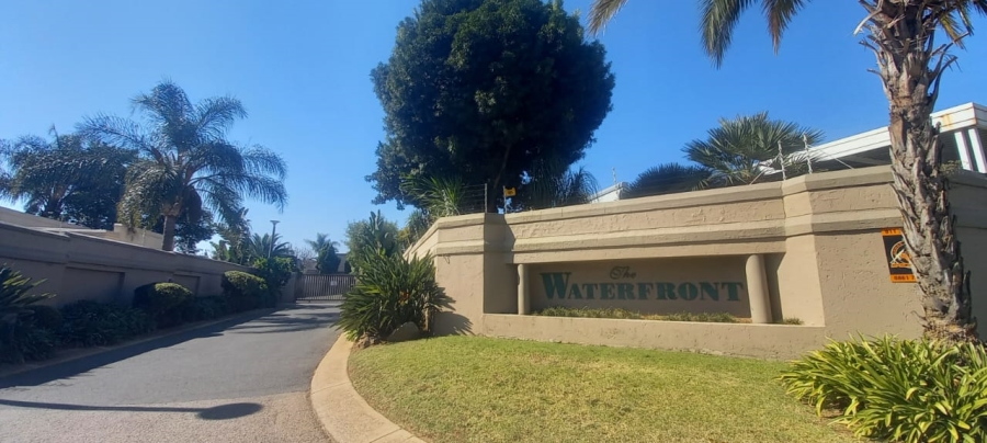 2 Bedroom Property for Sale in Marais Steyn Park Gauteng