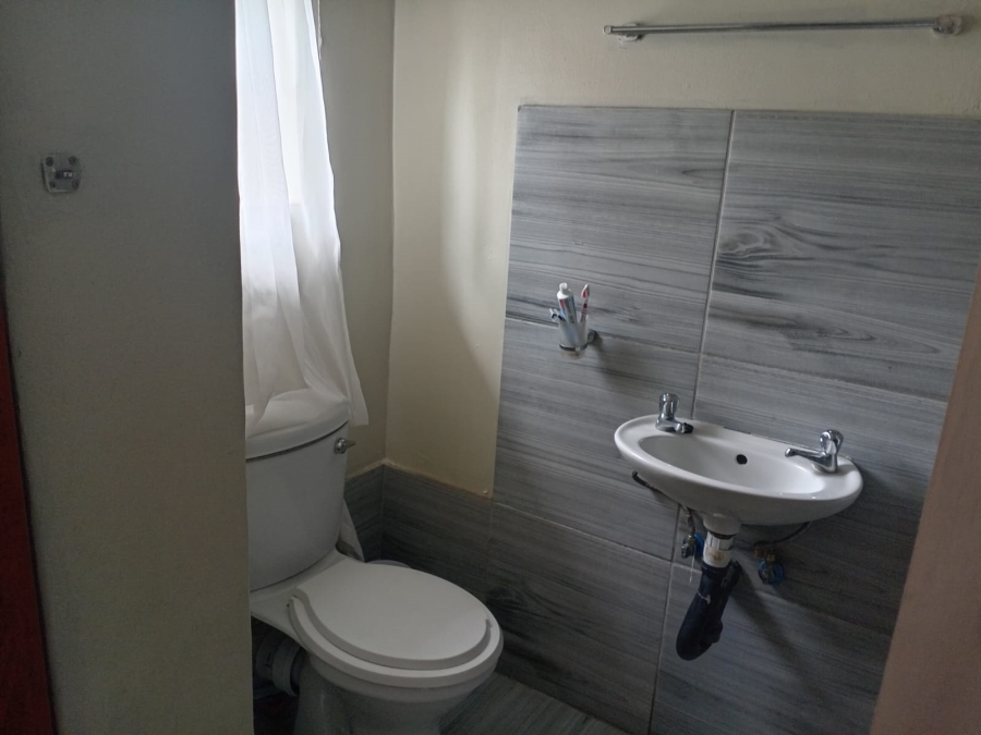 To Let 3 Bedroom Property for Rent in Buccleuch Gauteng