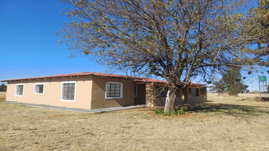 4 Bedroom Property for Sale in Helderstrome AH Gauteng