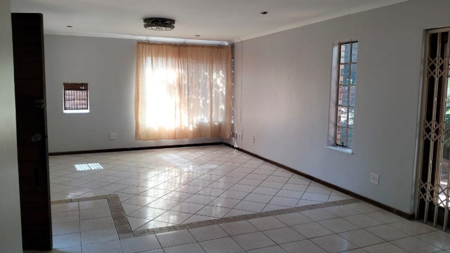 3 Bedroom Property for Sale in Ridgeway Gauteng