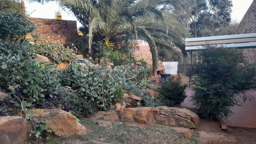 3 Bedroom Property for Sale in Ridgeway Gauteng