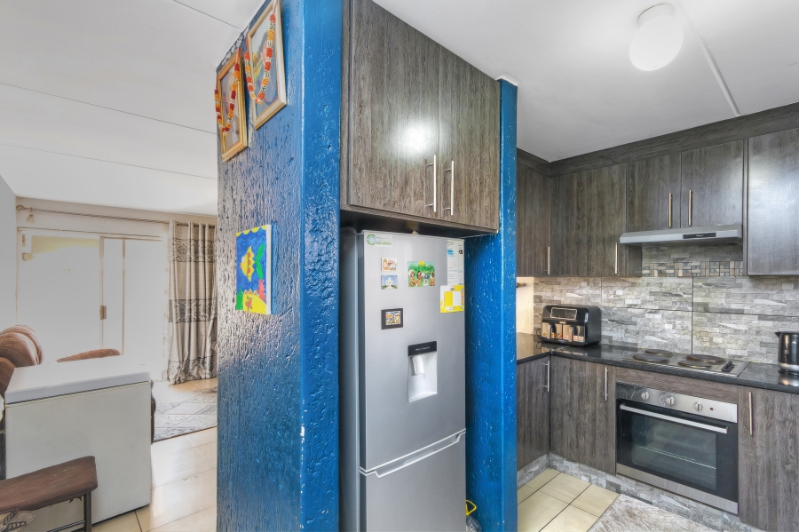 2 Bedroom Property for Sale in Mondeor Gauteng