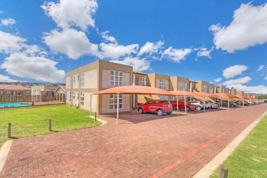 2 Bedroom Property for Sale in Mondeor Gauteng