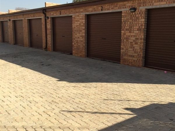 To Let 3 Bedroom Property for Rent in Primrose Gauteng