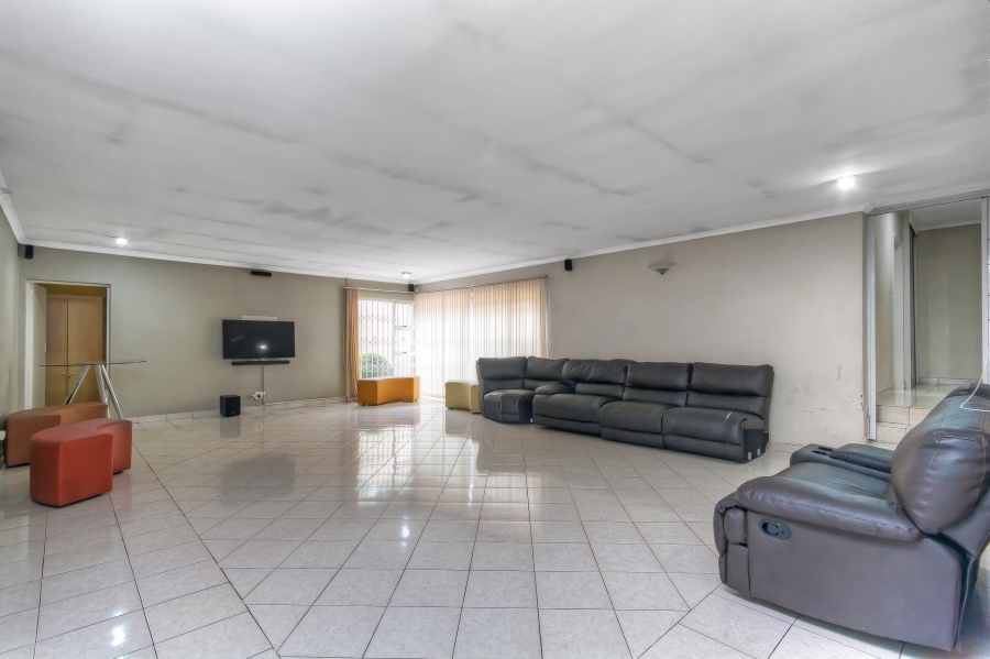 4 Bedroom Property for Sale in Bassonia Gauteng