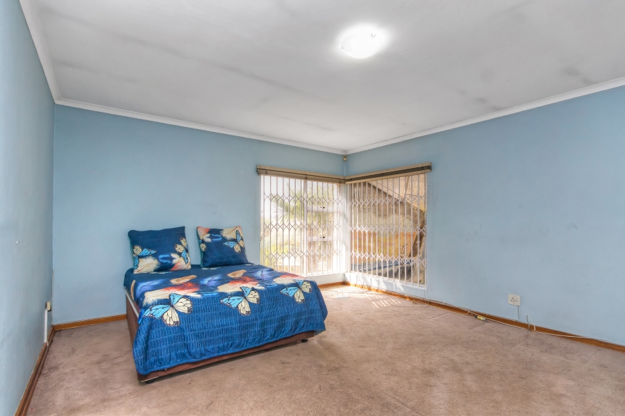 4 Bedroom Property for Sale in Bassonia Gauteng