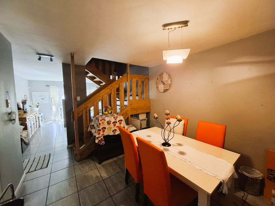 2 Bedroom Property for Sale in Garsfontein Gauteng