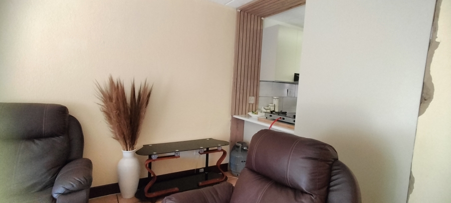 2 Bedroom Property for Sale in Florida Gauteng