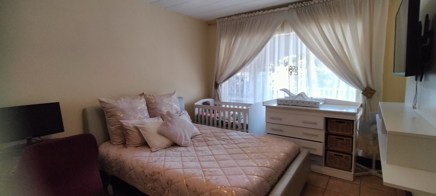 2 Bedroom Property for Sale in Florida Gauteng