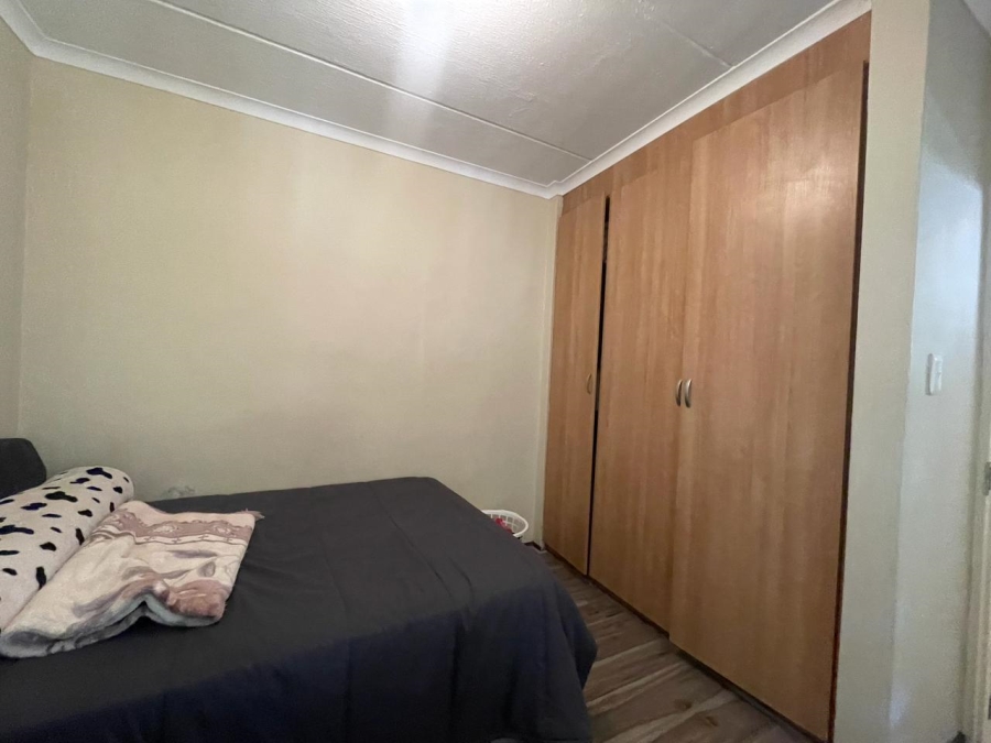 2 Bedroom Property for Sale in Noordwyk Gauteng