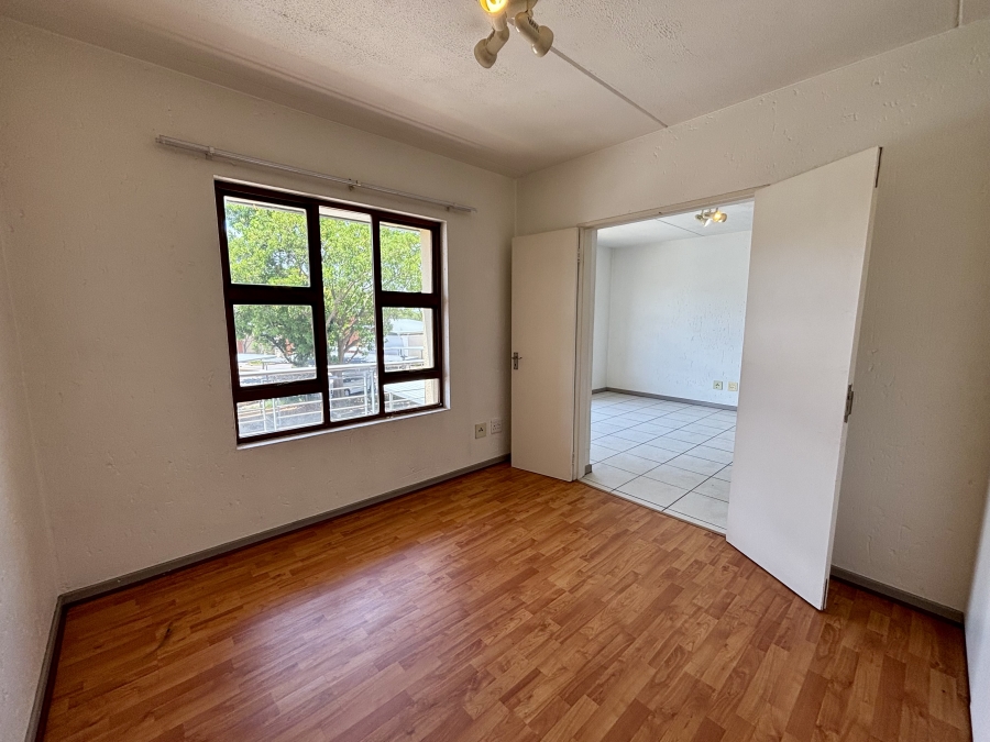 To Let 1 Bedroom Property for Rent in Ferndale Gauteng