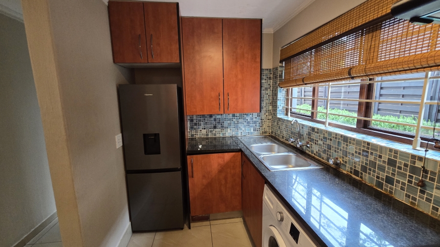 To Let 2 Bedroom Property for Rent in Sunninghill Gauteng