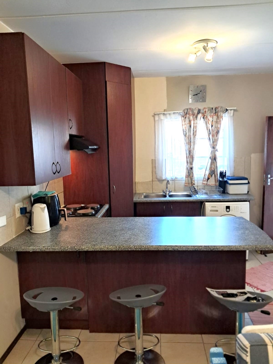 2 Bedroom Property for Sale in North Riding Gauteng
