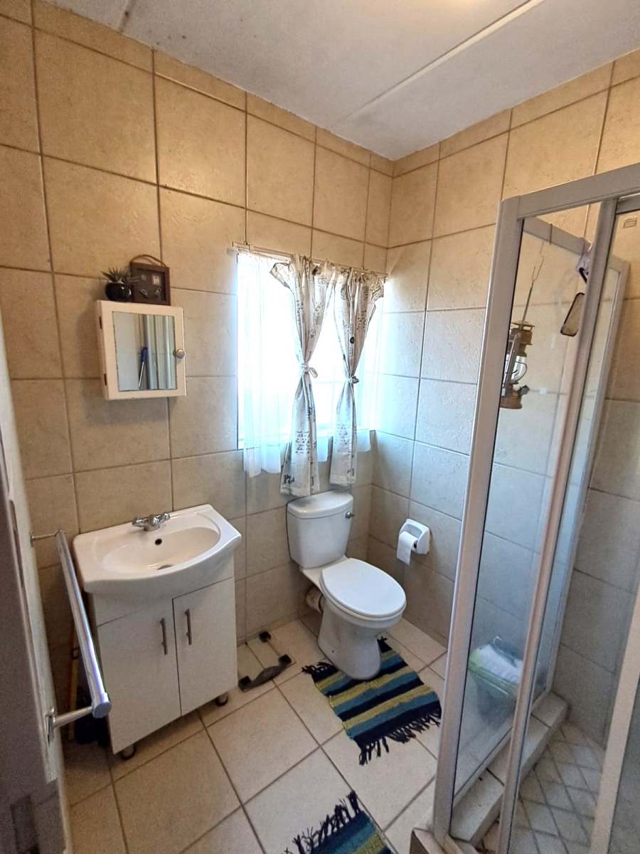 2 Bedroom Property for Sale in North Riding Gauteng