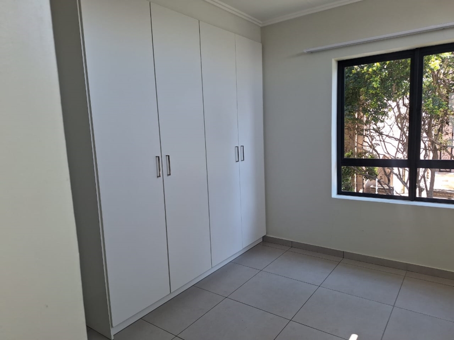 To Let 4 Bedroom Property for Rent in Broadacres Gauteng