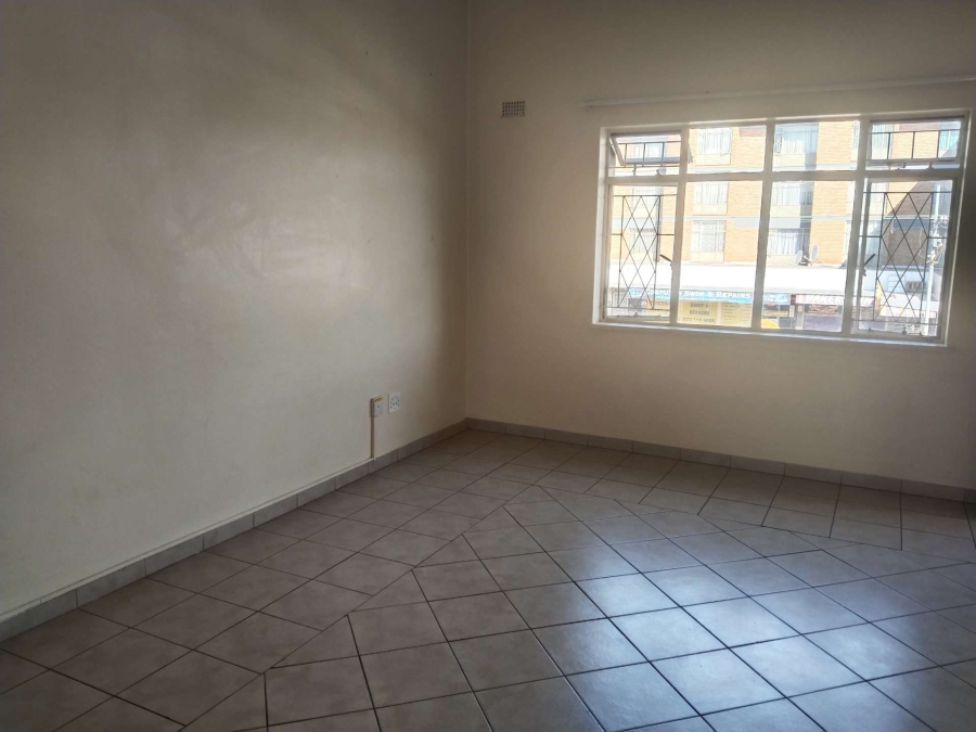 1 Bedroom Property for Sale in Villieria Gauteng