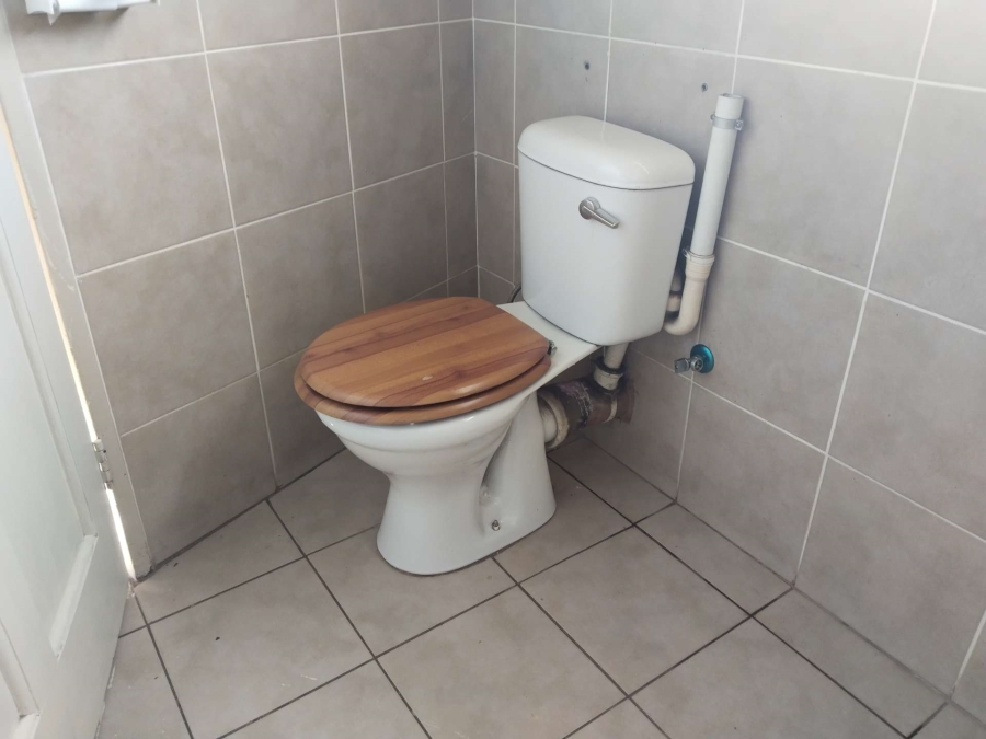 1 Bedroom Property for Sale in Villieria Gauteng