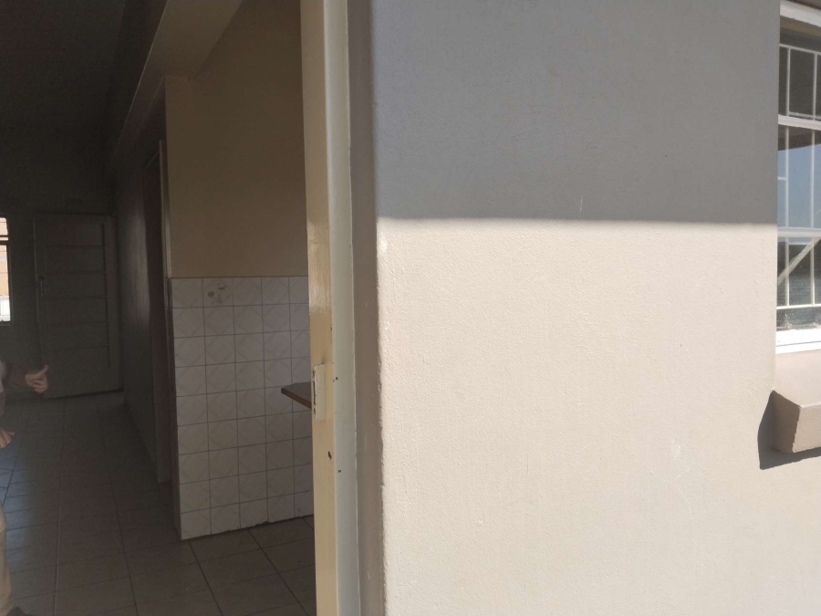 1 Bedroom Property for Sale in Villieria Gauteng