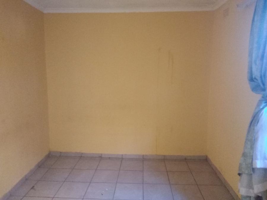 To Let 1 Bedroom Property for Rent in The Hill Gauteng