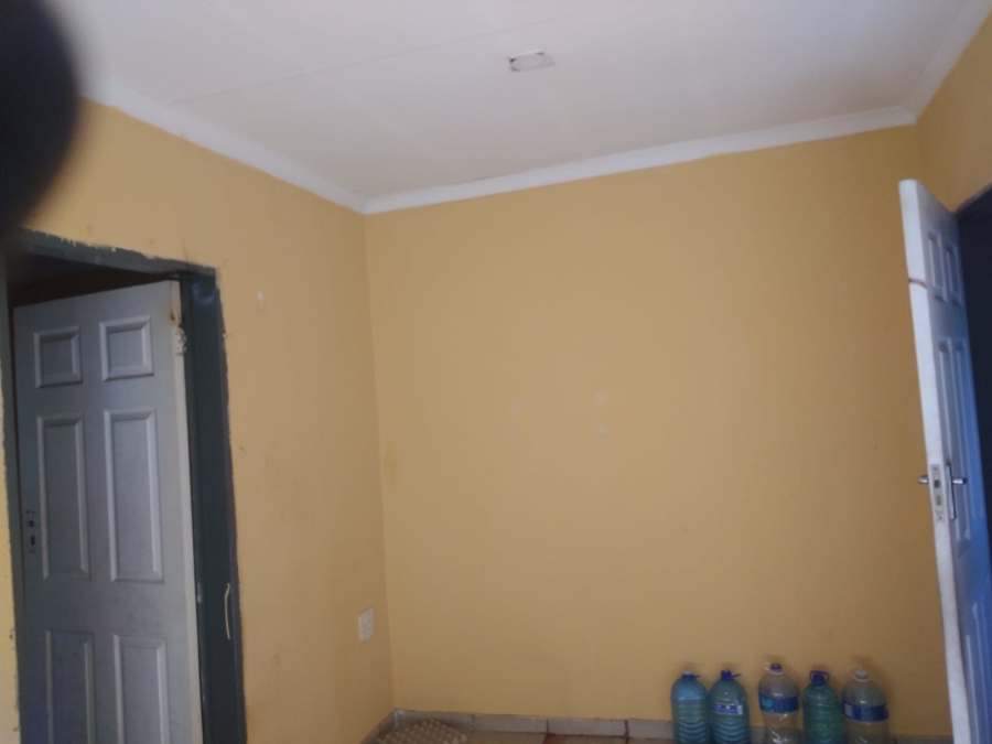 To Let 1 Bedroom Property for Rent in The Hill Gauteng