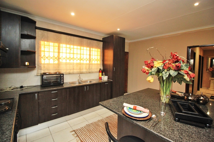 To Let 3 Bedroom Property for Rent in Marlands Gauteng