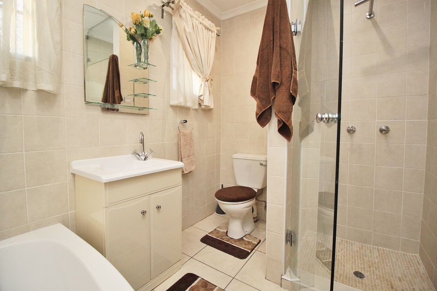 To Let 3 Bedroom Property for Rent in Marlands Gauteng