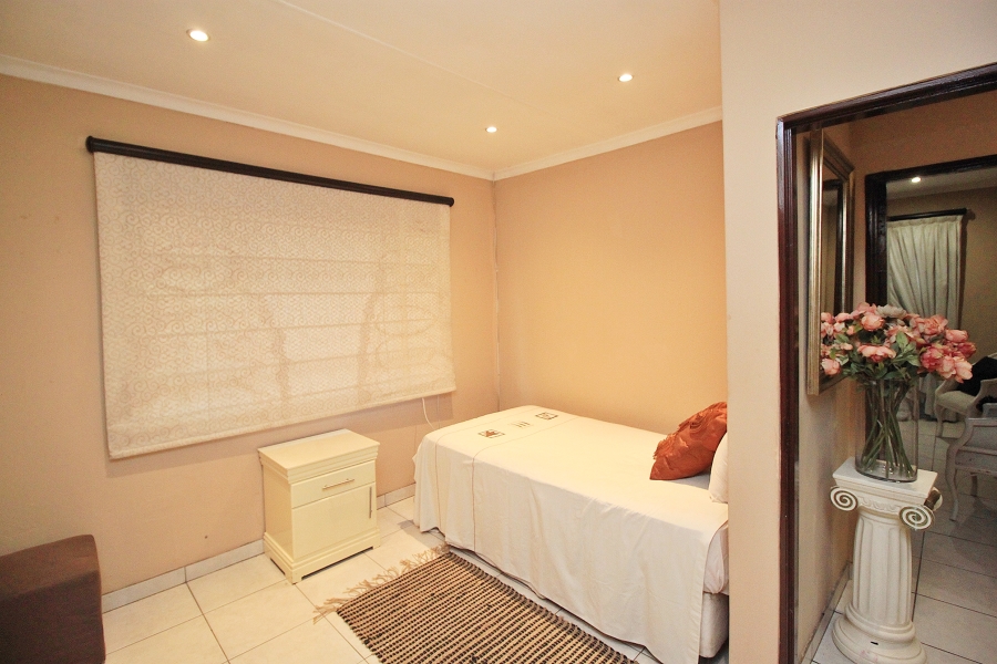 To Let 3 Bedroom Property for Rent in Marlands Gauteng