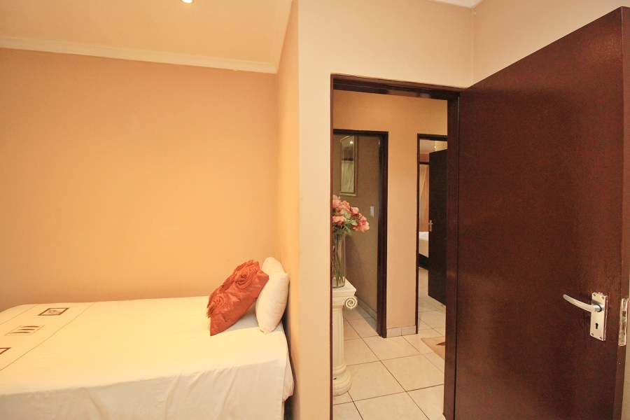 To Let 3 Bedroom Property for Rent in Marlands Gauteng