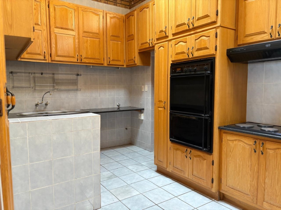 To Let 3 Bedroom Property for Rent in Rietondale Gauteng