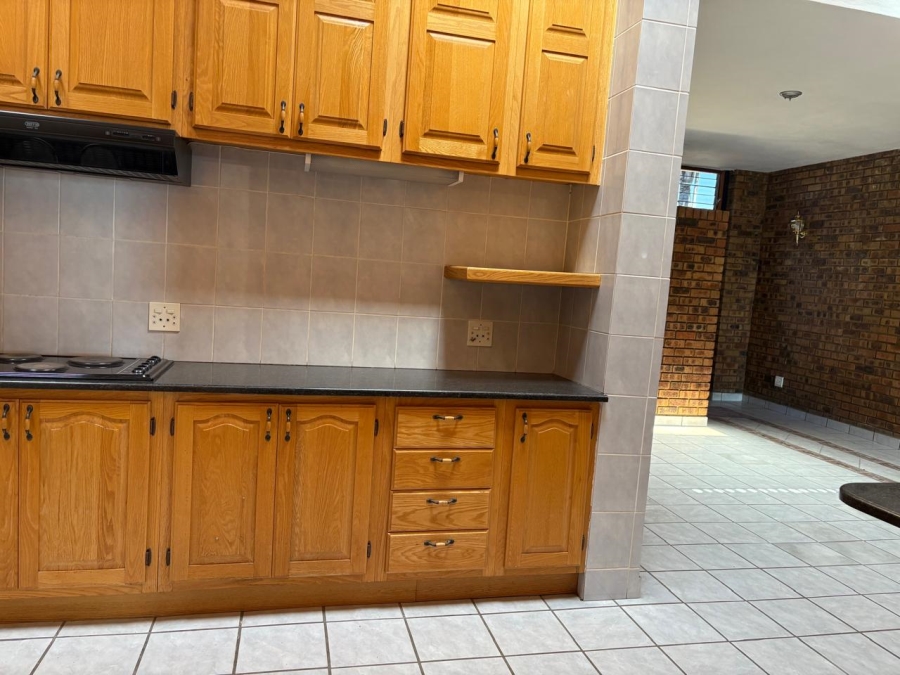 To Let 3 Bedroom Property for Rent in Rietondale Gauteng