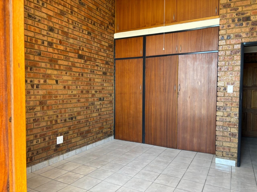 To Let 3 Bedroom Property for Rent in Rietondale Gauteng