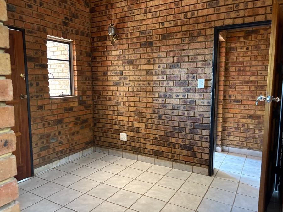 To Let 3 Bedroom Property for Rent in Rietondale Gauteng