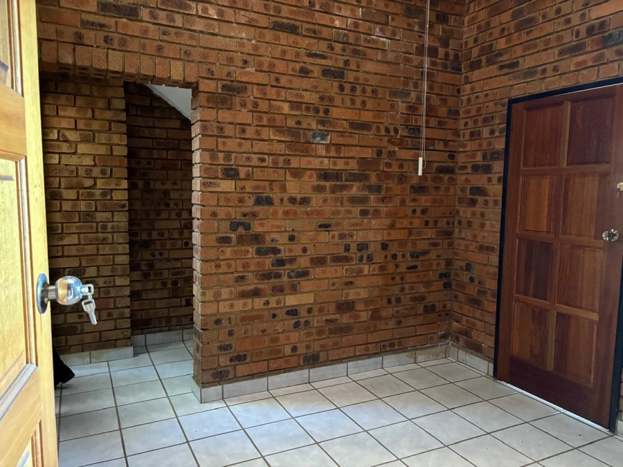 To Let 3 Bedroom Property for Rent in Rietondale Gauteng