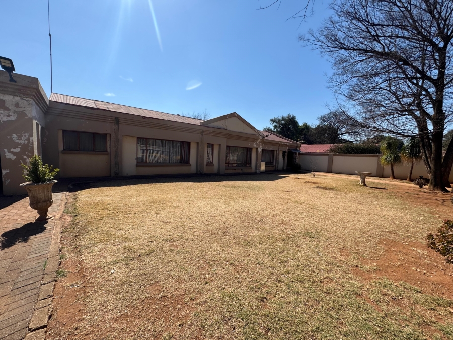 3 Bedroom Property for Sale in Rowhill Gauteng