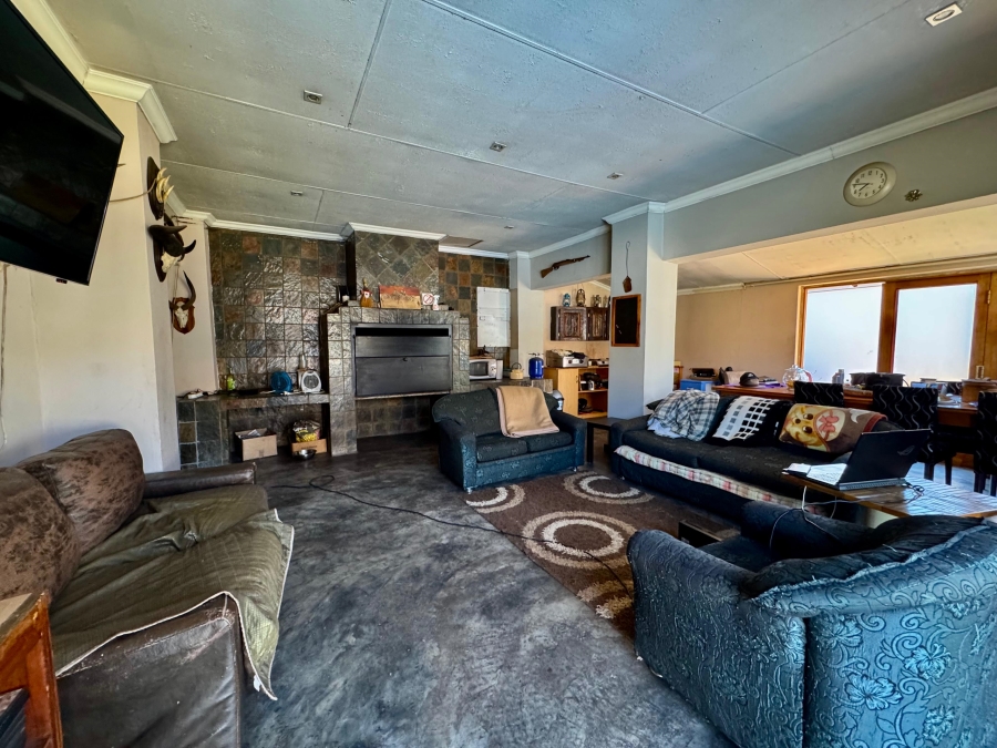 3 Bedroom Property for Sale in Rowhill Gauteng