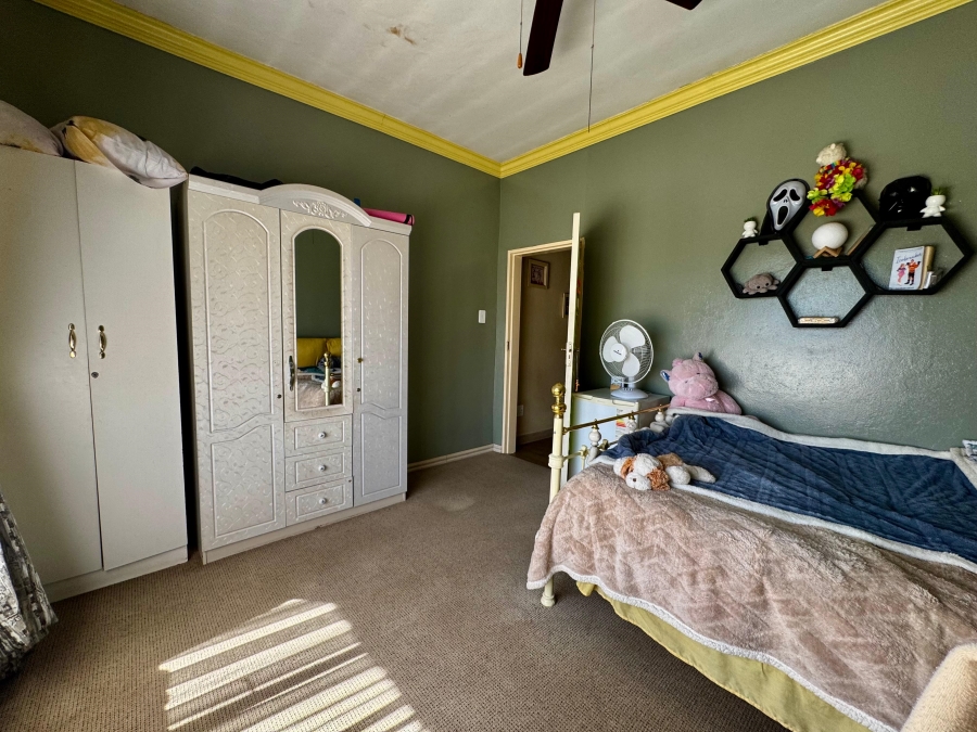 3 Bedroom Property for Sale in Rowhill Gauteng