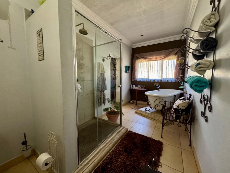 3 Bedroom Property for Sale in Rowhill Gauteng