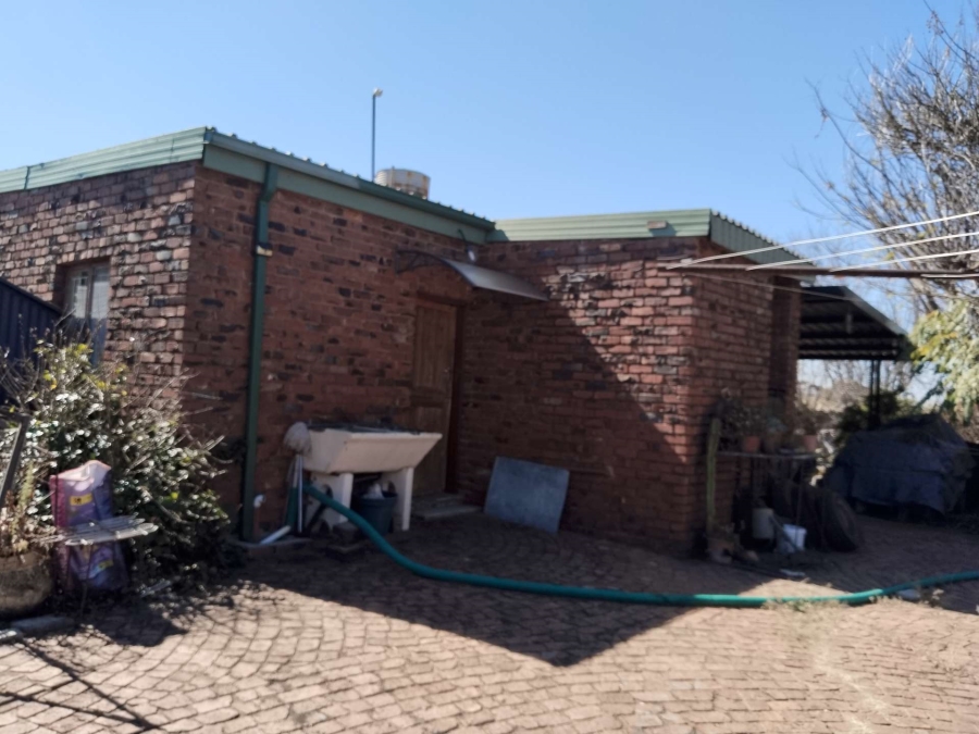 3 Bedroom Property for Sale in Kameeldrift West Gauteng