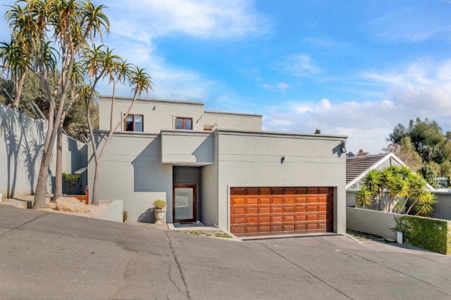 4 Bedroom Property for Sale in Bryanston Gauteng