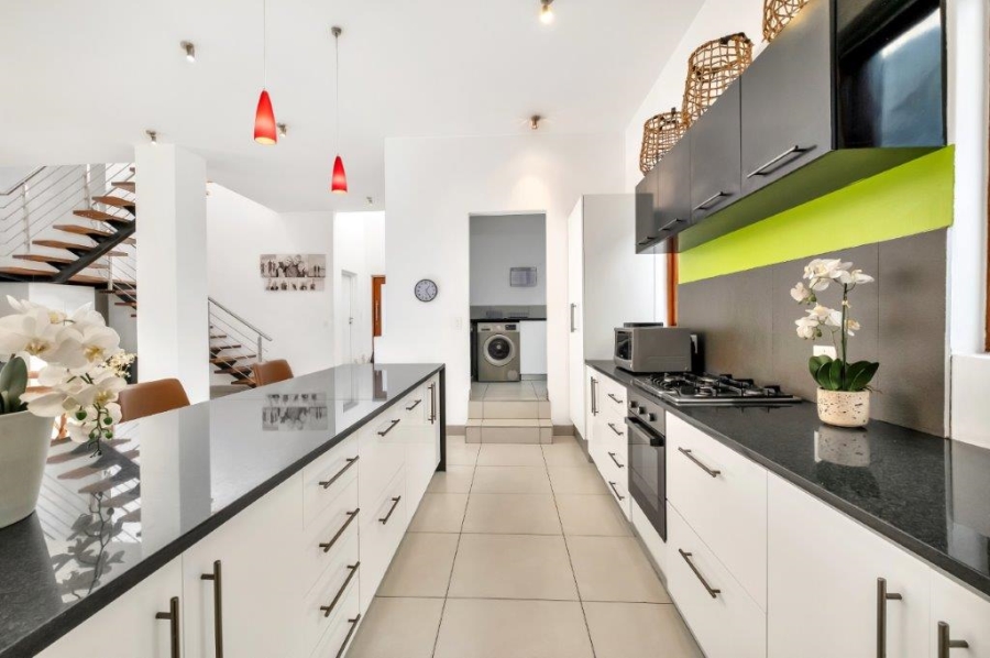4 Bedroom Property for Sale in Bryanston Gauteng