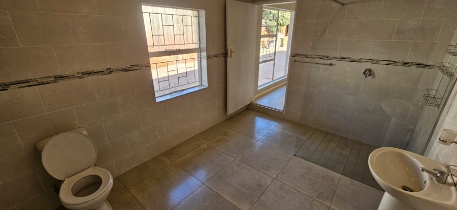 5 Bedroom Property for Sale in Wierda Park Gauteng