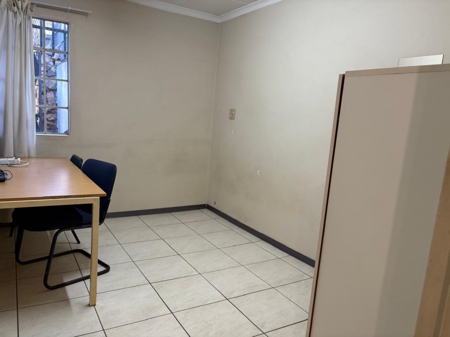 To Let 4 Bedroom Property for Rent in Kilner Park Gauteng