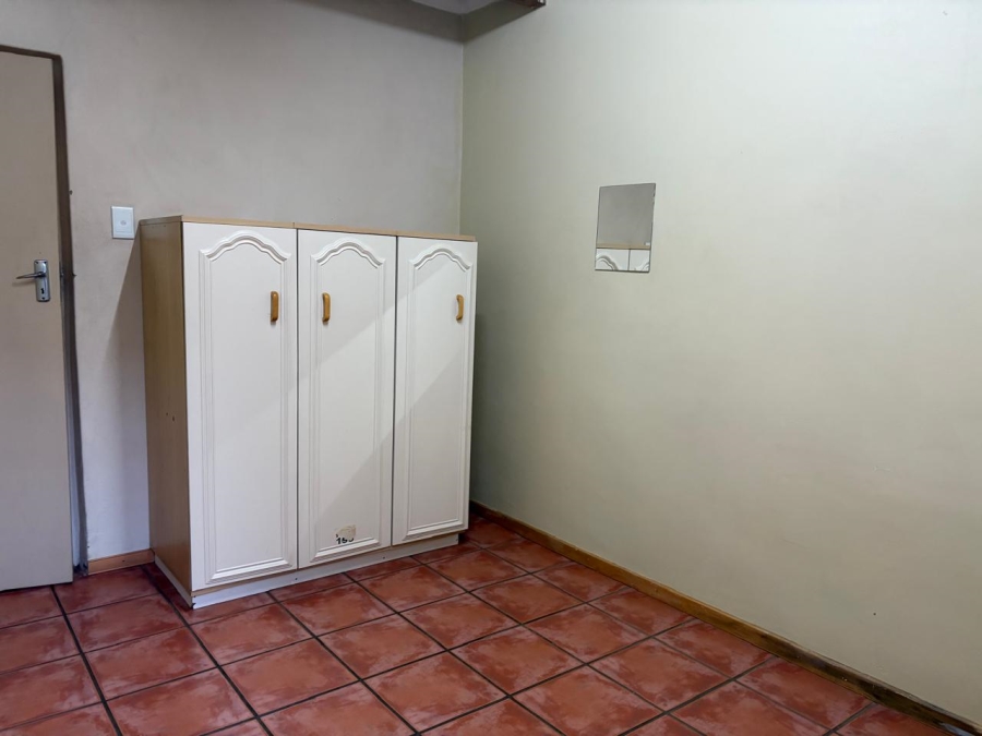 To Let 4 Bedroom Property for Rent in Kilner Park Gauteng