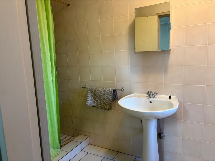 To Let 4 Bedroom Property for Rent in Kilner Park Gauteng
