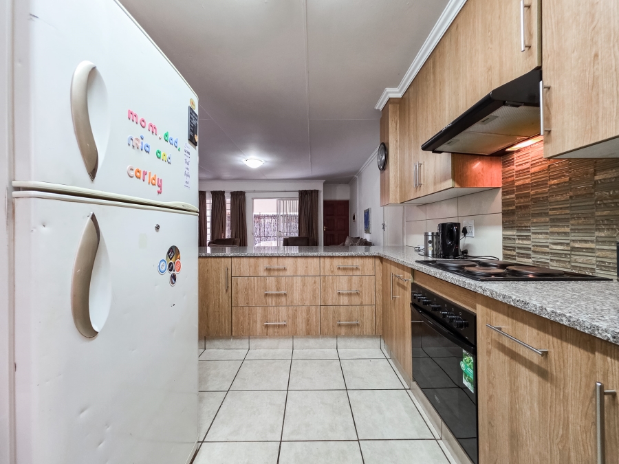 3 Bedroom Property for Sale in Sinoville Gauteng
