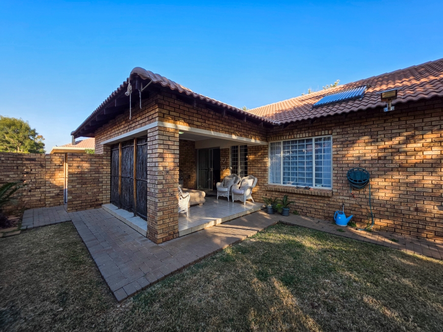 3 Bedroom Property for Sale in Sinoville Gauteng