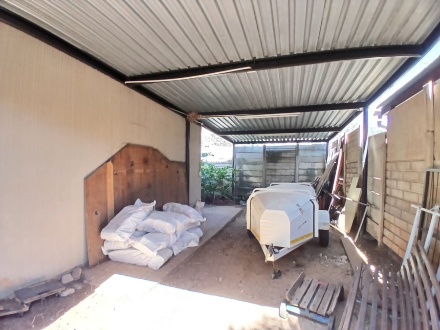 To Let 4 Bedroom Property for Rent in Waverley Gauteng