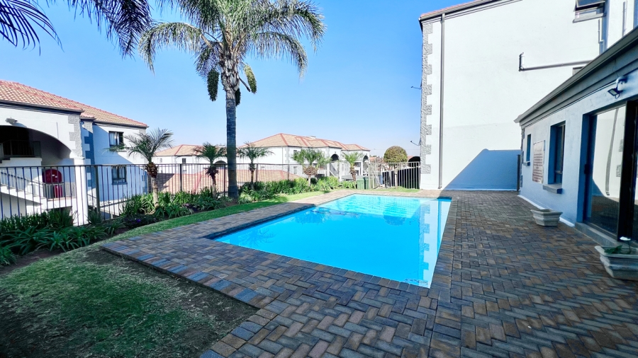 2 Bedroom Property for Sale in Northgate Gauteng