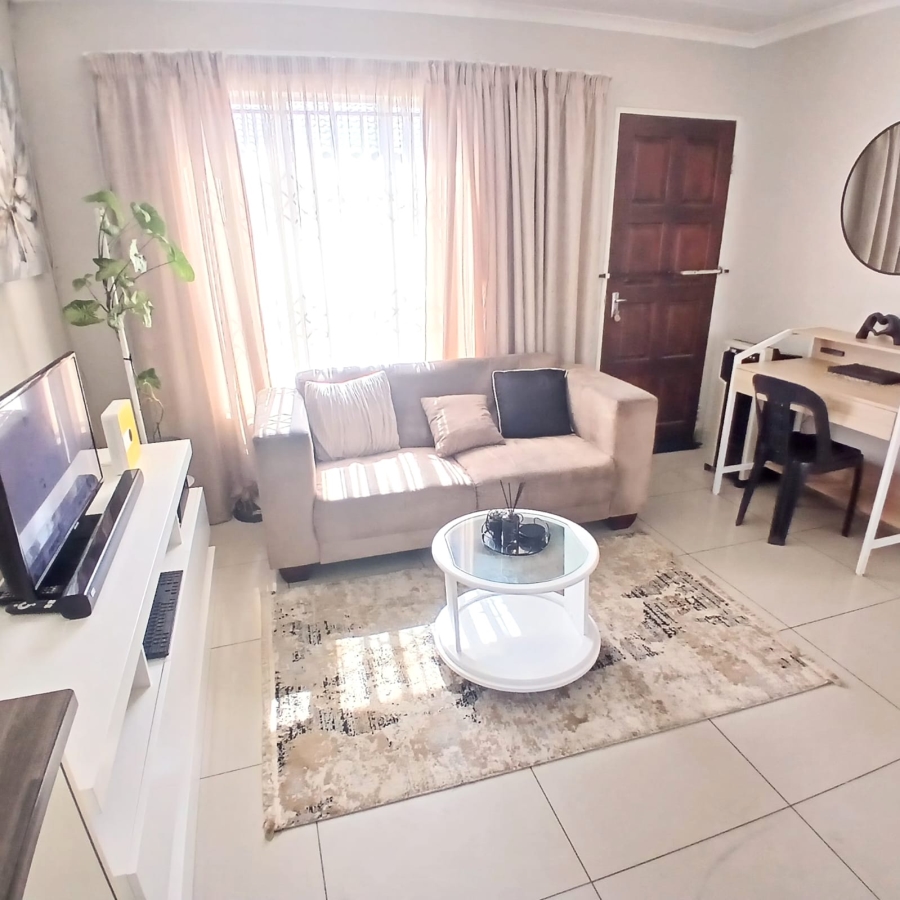 2 Bedroom Property for Sale in Windmill Park Gauteng