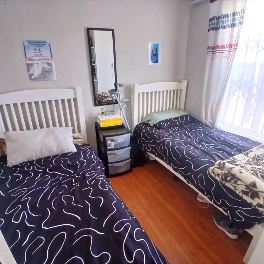 2 Bedroom Property for Sale in Windmill Park Gauteng